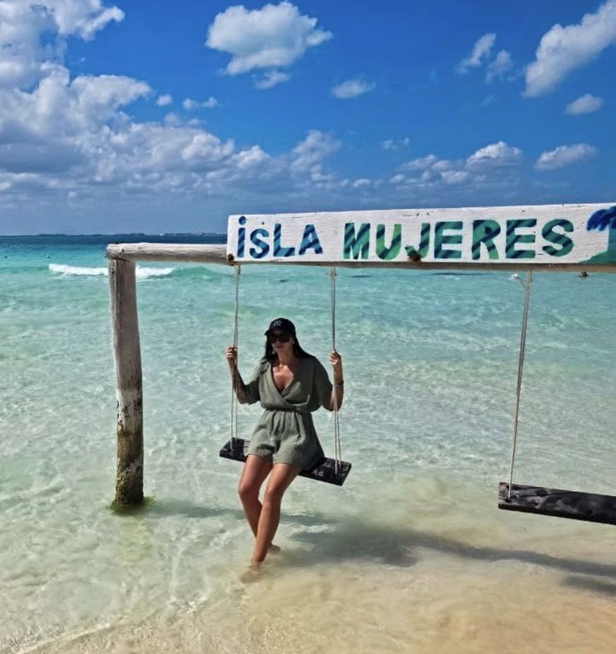 Isla Mujeres Luxury Sailing: Adults Only or Family Friendly